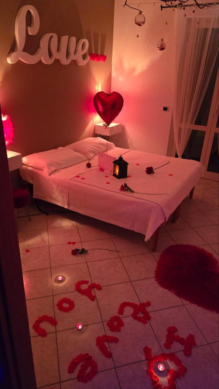 Andale Suitespa Villa Badessa Exteriör bild