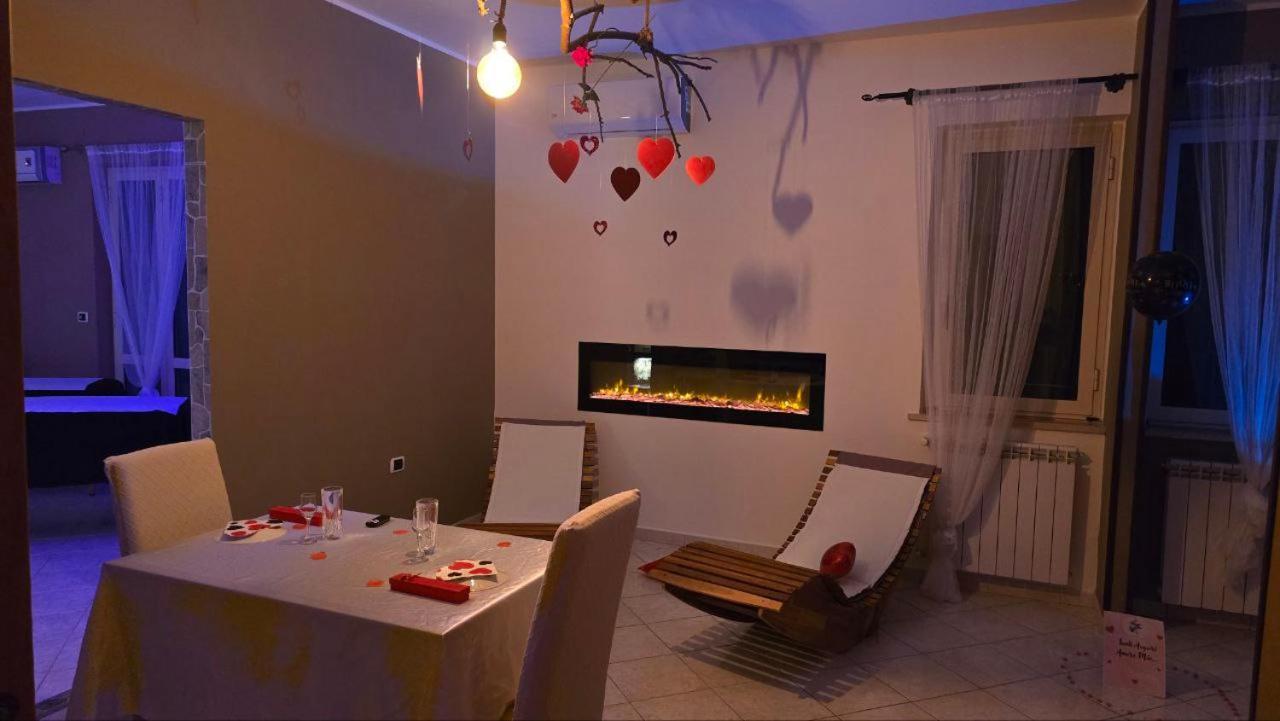 Andale Suitespa Villa Badessa Exteriör bild